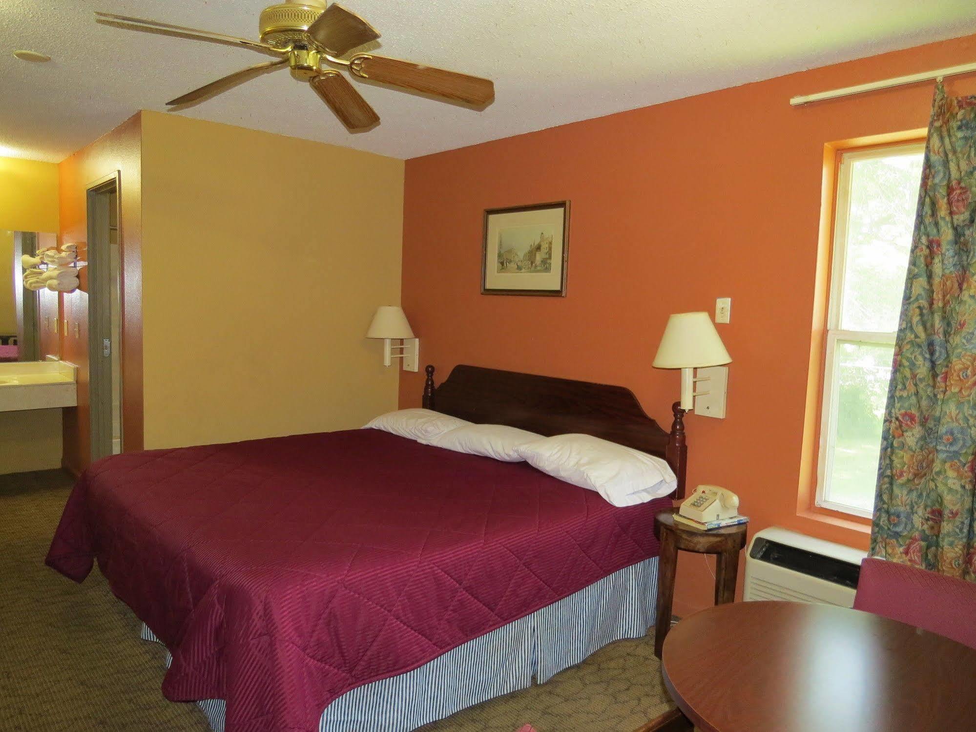 First Western Inn Caseyville Exteriér fotografie